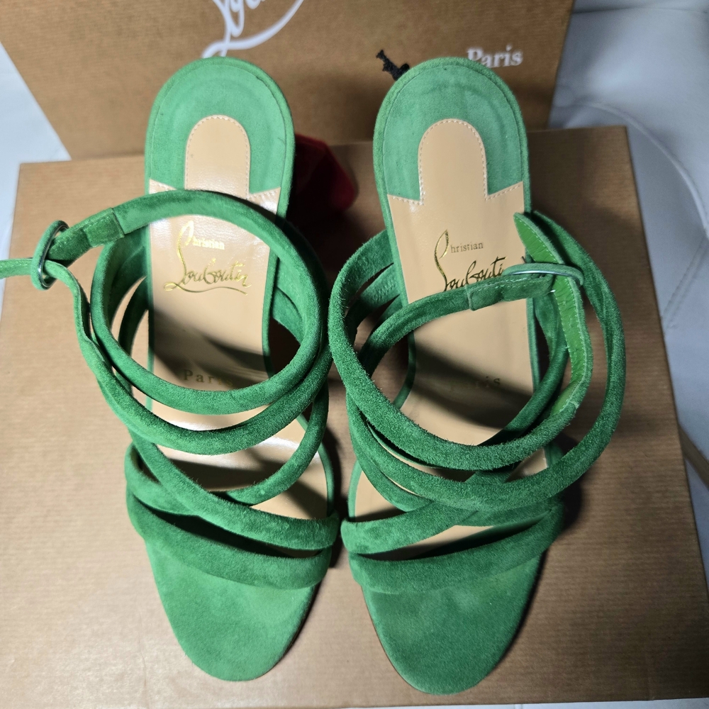 Christian Louboutin Green Suede Women's Sandals.sz 37
